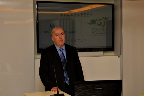 prof. dr. Timi Ečimović
